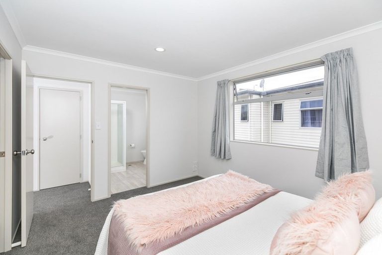 Photo of property in 3/11 Beatty Street, Melville, Hamilton, 3206