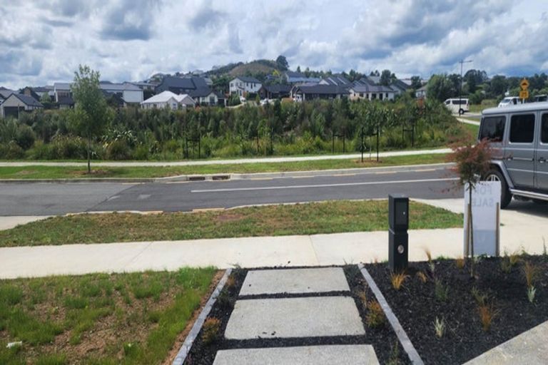 Photo of property in 12 Rongoa Maori Way, Pukekohe, 2120