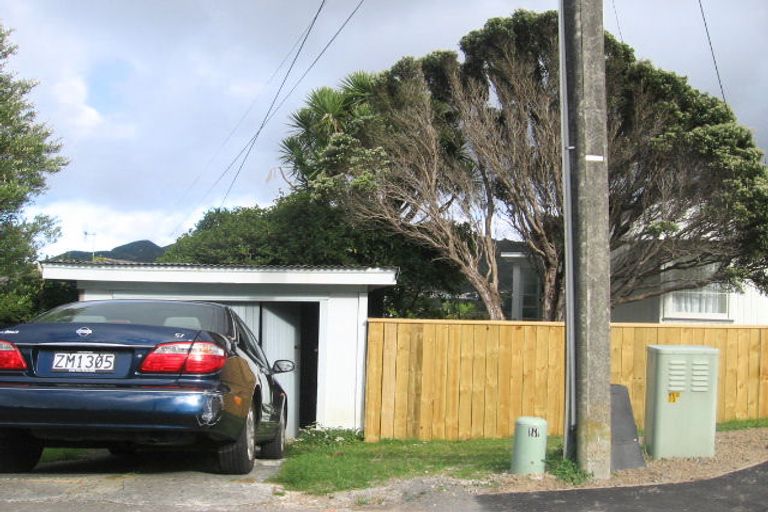 Photo of property in 30 Victory Avenue, Karori, Wellington, 6012