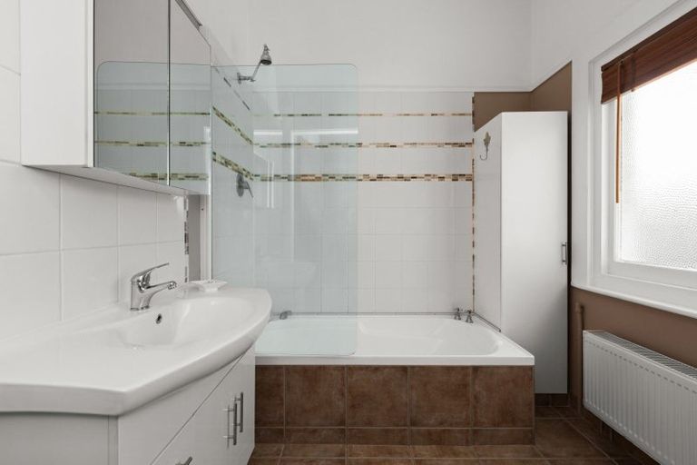 Photo of property in 8 Latham Street, Napier South, Napier, 4110