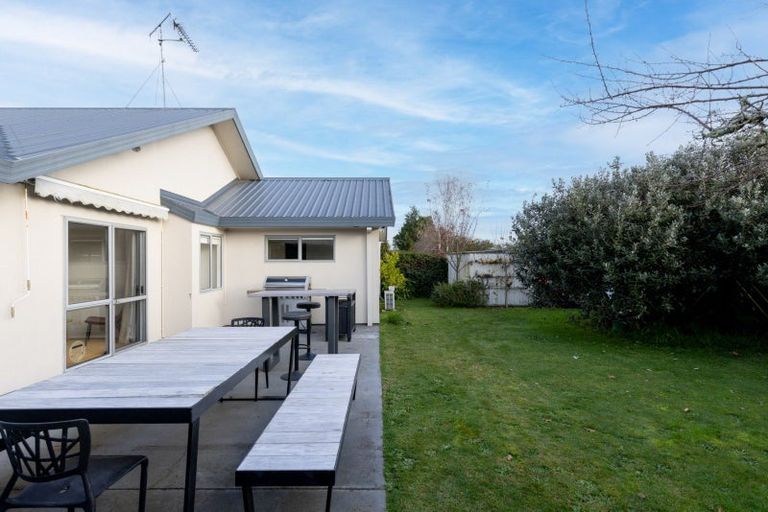 Photo of property in 69 Carlyle Street, Leamington, Cambridge, 3432