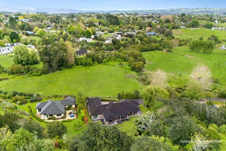 Photo of property in 2g Country Club Lane, Waiuku, 2123
