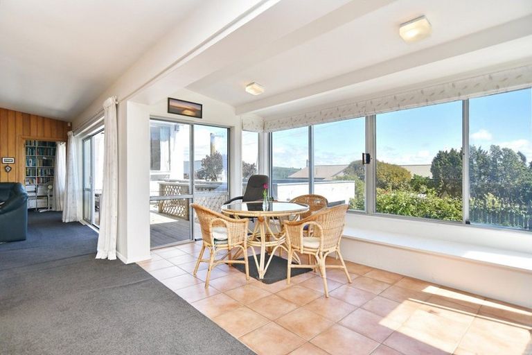 Photo of property in 206 Major Hornbrook Road, Mount Pleasant, Christchurch, 8081