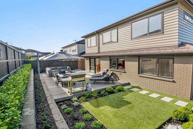 Photo of property in 9 Springcrest Drive, Karaka, Papakura, 2113