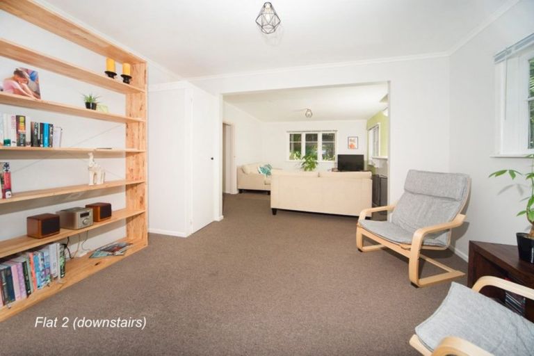 Photo of property in 180 Hinemoa Street, Birkenhead, Auckland, 0626