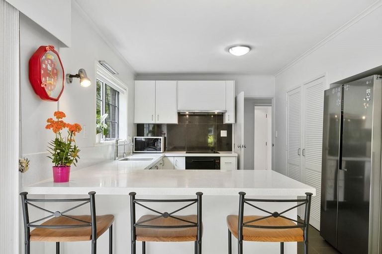 Photo of property in 18 Trig Road, West Harbour, Auckland, 0618