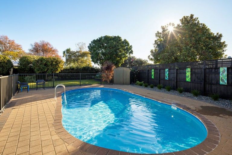 Photo of property in 10 Buckland Place, Cambridge, 3434