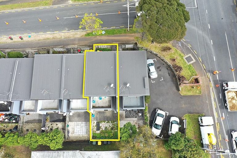 Photo of property in 110b Hillcrest Road, Hillcrest, Hamilton, 3216