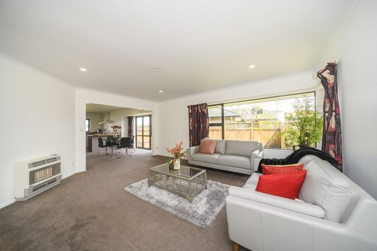 Photo of property in 9 Alpine Grove, Kelvin Grove, Palmerston North, 4414