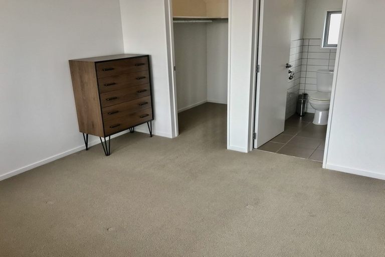 Photo of property in 972c Colombo Street, St Albans, Christchurch, 8014