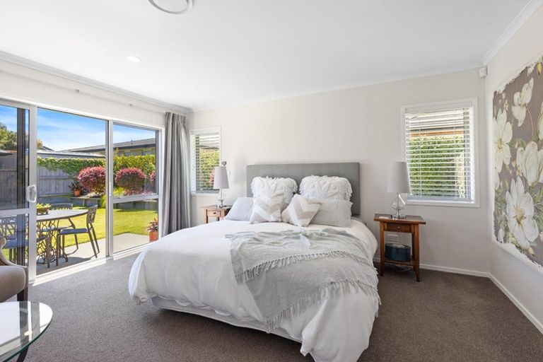 Photo of property in 10 Montia Close, Papamoa Beach, Papamoa, 3118