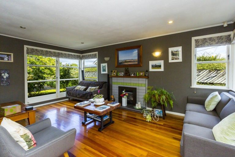 Photo of property in 44 Shakespeare Avenue, Trentham, Upper Hutt, 5018