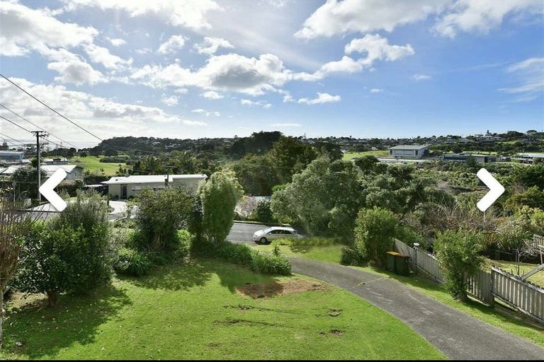Photo of property in 21 Rimu Road, Stanmore Bay, Whangaparaoa, 0932