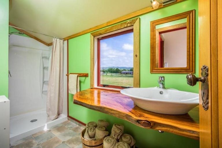 Photo of property in 38 Tiria Lane, Waipu, 0582