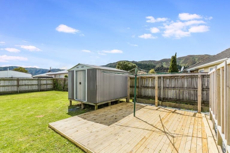 Photo of property in 42 Donnelley Drive, Wainuiomata, Lower Hutt, 5014