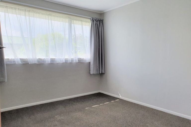 Photo of property in 21a Bauchop Road, Waterloo, Lower Hutt, 5011
