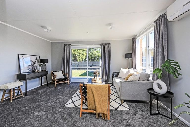 Photo of property in 9 Burton Place, Flaxmere, Hastings, 4120