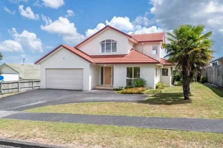 Photo of property in 67 Westerham Drive, Dannemora, Auckland, 2016