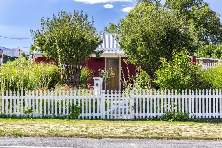 Photo of property in 5 Ray Street, Cromwell, 9310