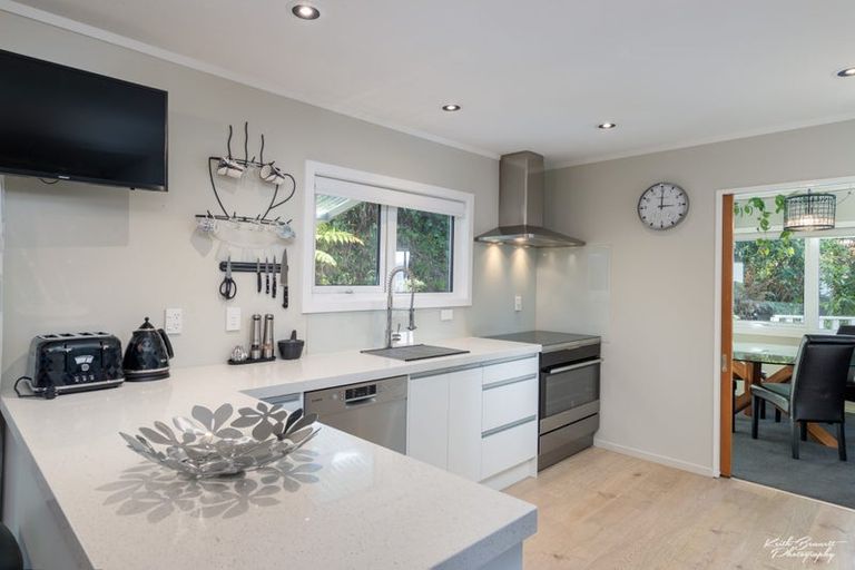 Photo of property in 130 Seddon Street, Naenae, Lower Hutt, 5011