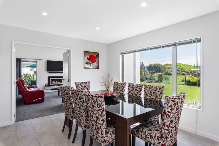 Photo of property in 242 Peka Peka Road, Peka Peka, Waikanae, 5391