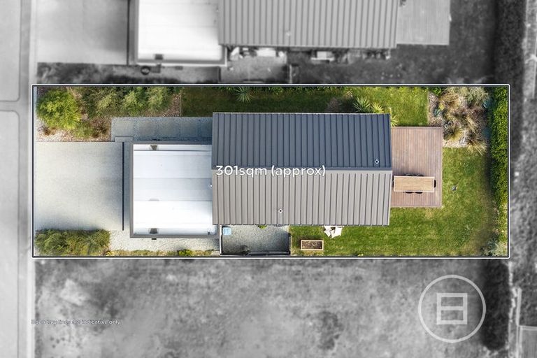 Photo of property in 16 Soudley Court, Jacks Point, Queenstown, 9371