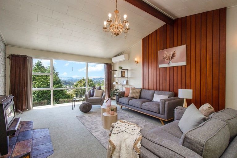 Photo of property in 30 Mountain Road, Western Heights, Rotorua, 3015