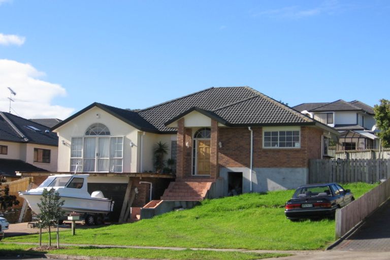 Photo of property in 60 Santa Ana Drive, Dannemora, Auckland, 2016