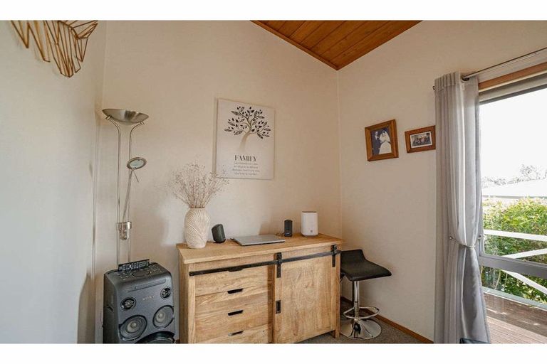 Photo of property in 24 Cannon Drive, Kerikeri, 0230