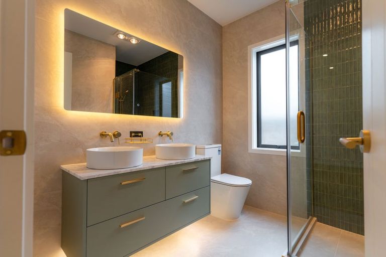 Photo of property in 4a Daphne Street, Kelston, Auckland, 0602