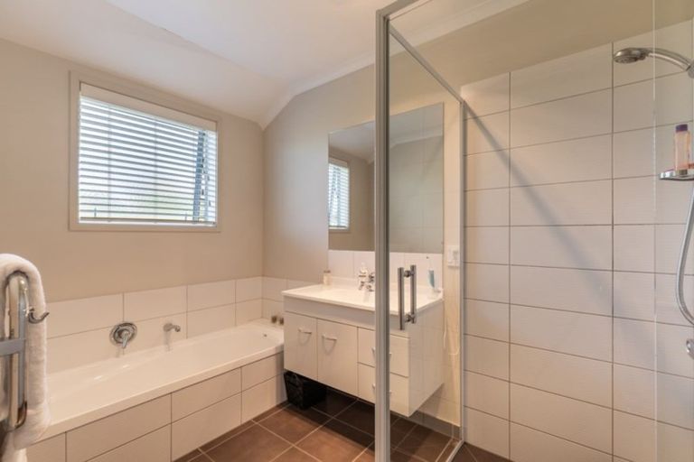 Photo of property in 18 Kitakita Grove, Motueka, 7120