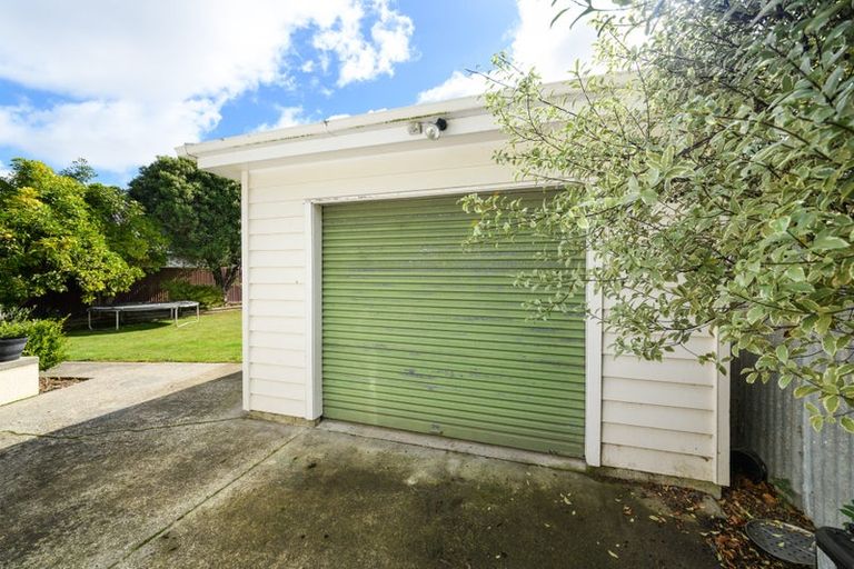 Photo of property in 43 Elmira Avenue, Hokowhitu, Palmerston North, 4410