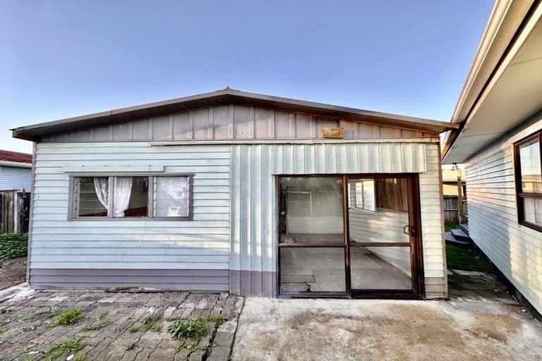 Photo of property in 13 Whitley Crescent, Otara, Auckland, 2023