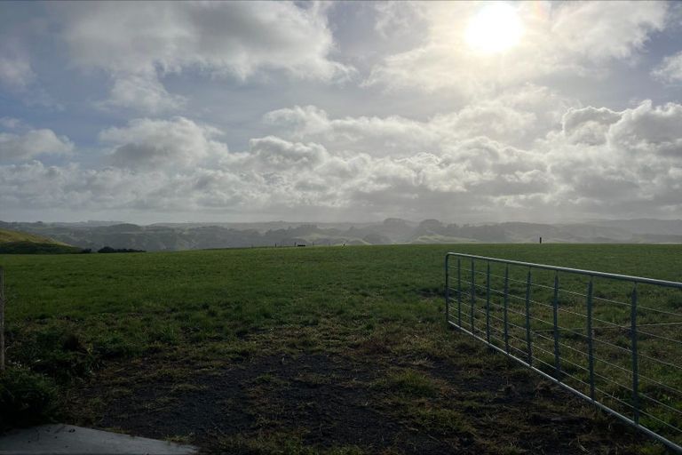 Photo of property in 352 Rimutauteka Road, Waitui, Inglewood, 4388