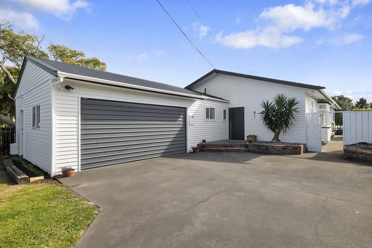 Photo of property in 28c Glen Almond Street, New Plymouth, 4310