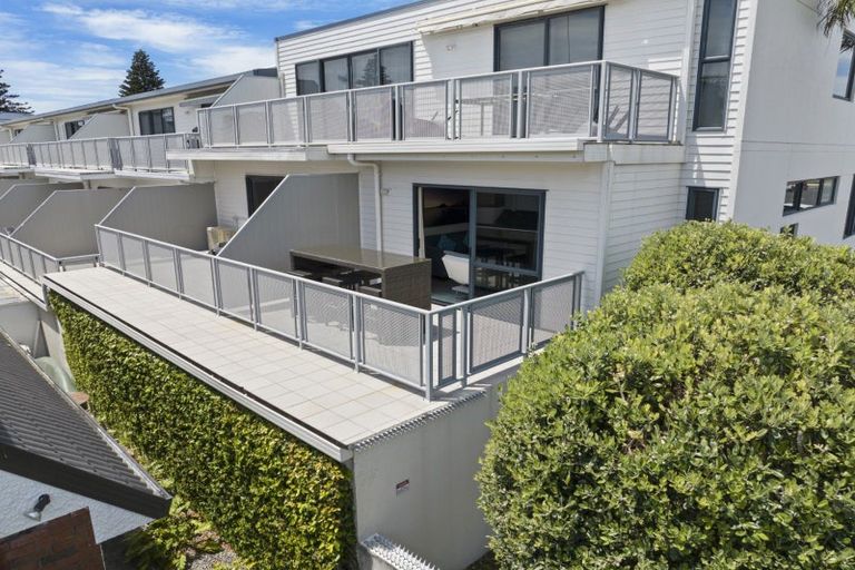 Photo of property in Atlas Apartments, 1/49 Maunganui Road, Mount Maunganui, 3116