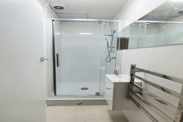 Photo of property in 19 Glen Norman Avenue, Henderson, Auckland, 0610