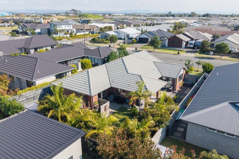 Photo of property in 87 Sandhurst Drive, Papamoa Beach, Papamoa, 3118