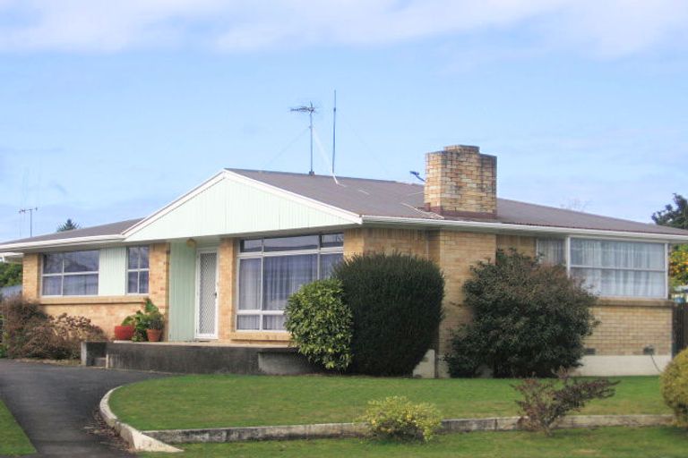 Photo of property in 26 Ashurst Avenue, Pukete, Hamilton, 3200