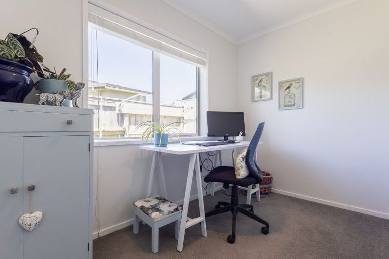 Photo of property in 58 Hillcrest Road North, Raumati Beach, Paraparaumu, 5032