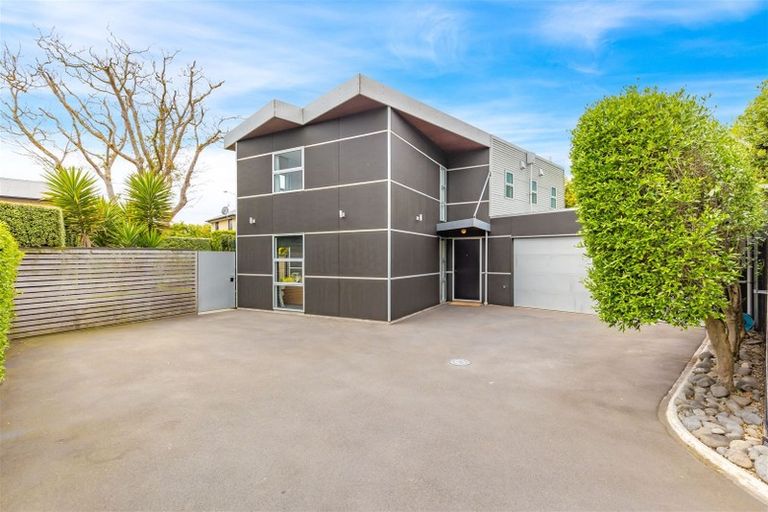 Photo of property in 51 Oxley Avenue, St Albans, Christchurch, 8014
