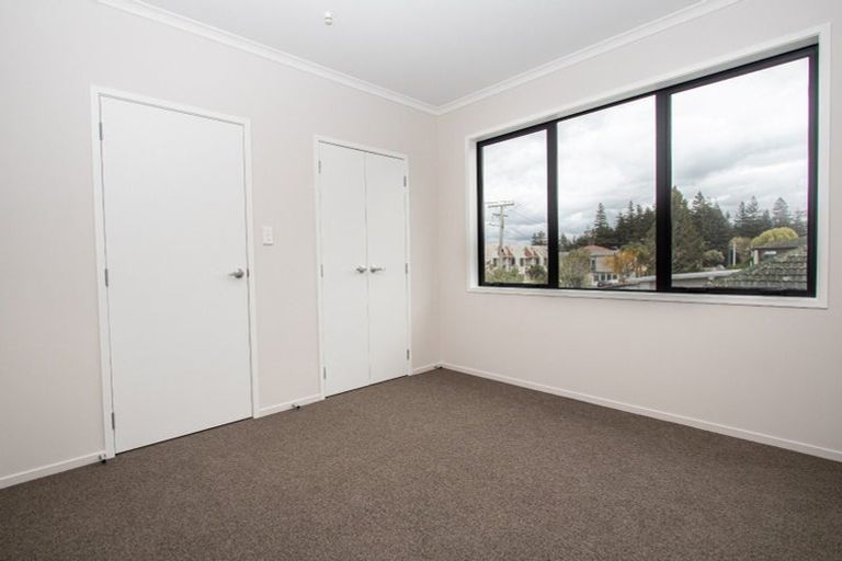 Photo of property in 2/10 Charlemont Street, Whitiora, Hamilton, 3200