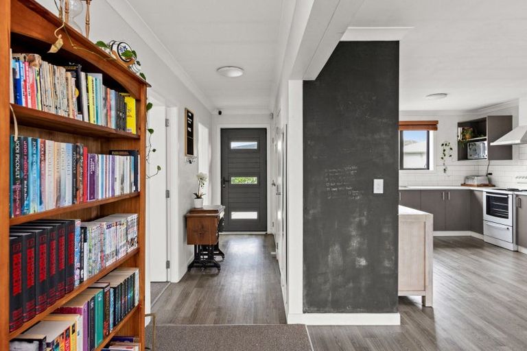 Photo of property in 80a Geddis Avenue, Maraenui, Napier, 4110