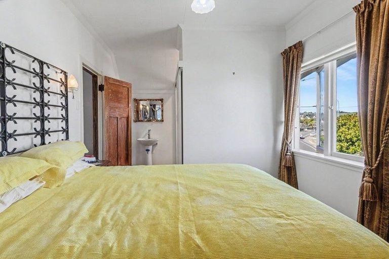 Photo of property in 23 Carlton Avenue, Gonville, Whanganui, 4501