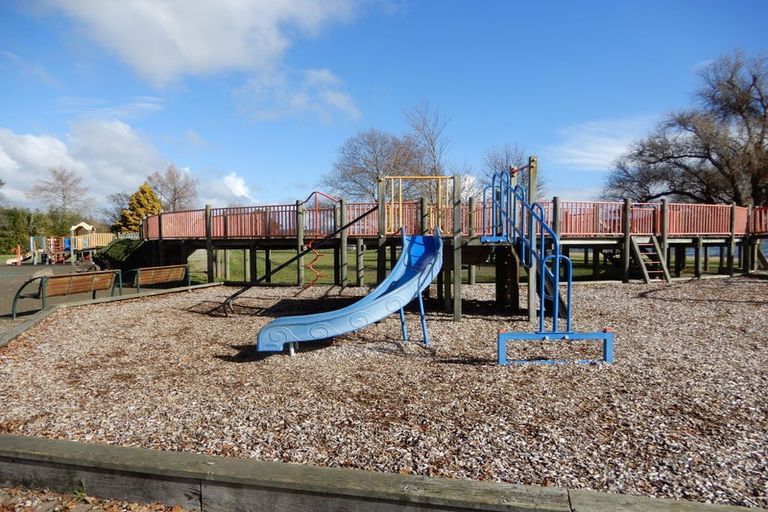 Photo of property in 9 Cooper Avenue, Holdens Bay, Rotorua, 3010