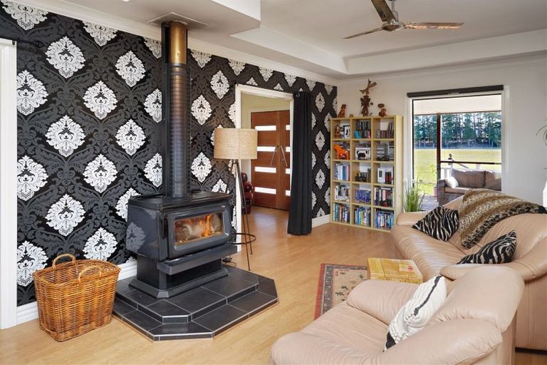 Photo of property in 175 Riverside Road, Okuku, Rangiora, 7473