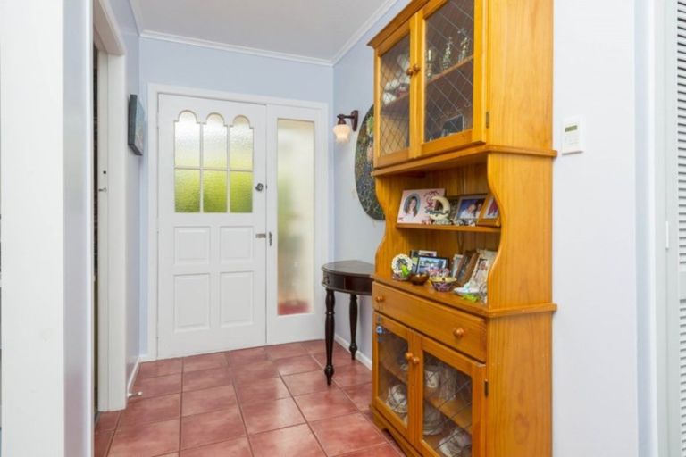 Photo of property in 5 Parera Grove, Heretaunga, Upper Hutt, 5018