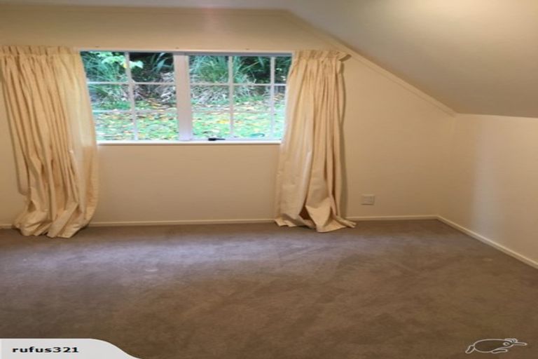Photo of property in 19b Percy Dyett Drive, Karori, Wellington, 6012