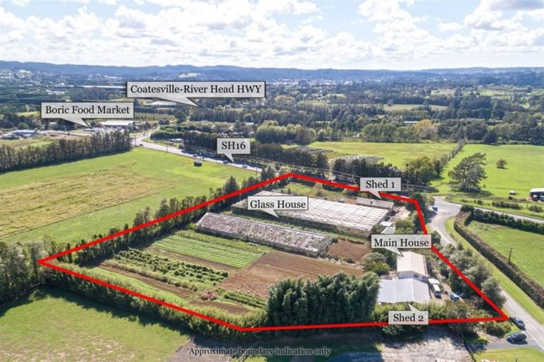 Photo of property in 300 State Highway 16, Kumeu, 0892