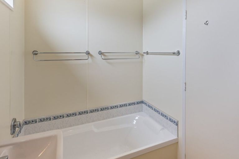 Photo of property in 11 Glendale Crescent, Holmes Hill, Oamaru, 9401